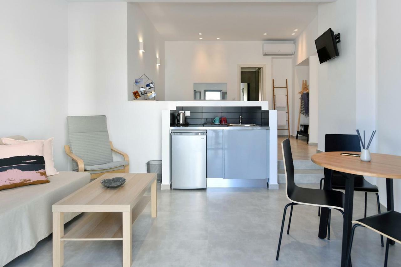 Harmony Apartments Náousa Eksteriør billede
